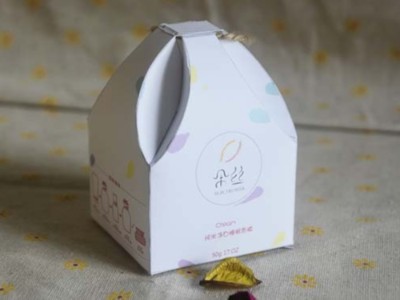 濟南包裝盒廠家設計的化妝品包裝盒，如何得到消費者認可？